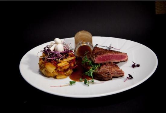 Red Wine Bistro